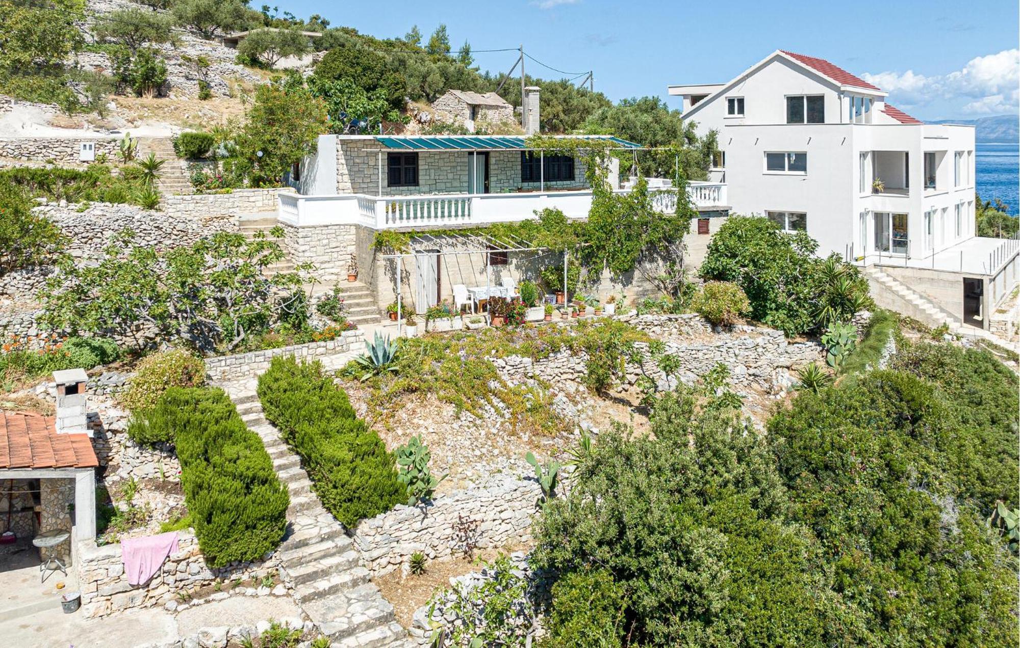 Stunning Home In Crnja Luka With Wifi Prigradica Exterior foto